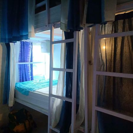 Sunny Surf Lodge Hostel Canggu Zewnętrze zdjęcie